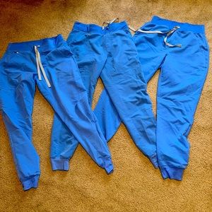 Women Figs ceil blue bundle of 3 jogger scrub pants size XS petite.